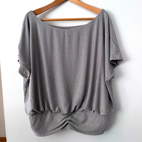 NWT Express Silver sparkly drapey blouse Size XL - Picture 1 of 9